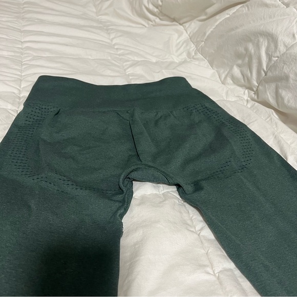 SOLD GYMSHARK VITAL SEAMLESS 2.0 LEGGINGS - Picture 3 of 7